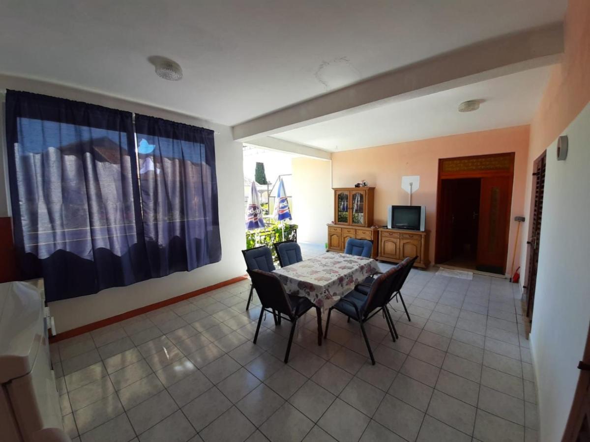 Apartments By The Sea Podaca, Makarska - 2612 מראה חיצוני תמונה